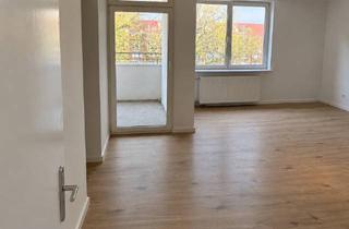 Wohnung mieten in Windhalmweg 33, 13403 Wittenau, Modernisierte 1-Zimmer-Wohnung mit Schlafnische, Küche und Balkon