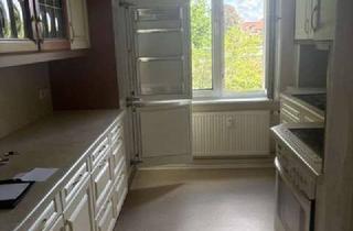 Wohnung mieten in Baderseestraße, 12527 Grünau, Lebendig wohnen in Berlin: 3-Zimmer-Wohnung in Grünau