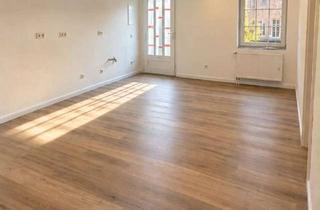 Wohnung mieten in Pfarrer-Alef-Straße 12, 52391 Vettweiß, Erstbezug - Wohnung in charmanter Hofanlage mit Abstellraum und Speicher