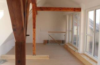 Wohnung mieten in 30161 Vahrenwald, Geschmackvolle Wohnung mit vier Zimmern sowie Terrasse/ 2 Balkonen und EBK in Hannover