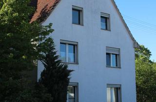 Haus kaufen in Homburger Straße 11, 51545 Waldbröl, Dreifamilienhaus mit großem Garten und 5 Garagen in guter Lage