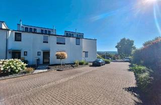 Haus mieten in 31061 Alfeld, Modernisiertes Reihenendhaus mit Garage