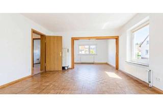 Wohnung kaufen in 73262 Reichenbach, Wohnkomfort mit Stil: Attraktive 3,5-Zimmerwohnung mit Balkon, Garten und Garage