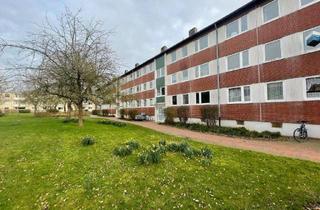 Wohnung kaufen in Charles-Roß-Ring 54, 24106 Wik, Stilvolle Eigentumswohnung mit Balkon in Kiel-Projensdorf!