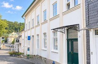 Wohnung mieten in Besenbruchstraße 11, 42285 Barmen, Duplex Altbauwohnung in denkmalgeschützer Nebenstraße - Zentral in Wuppertal