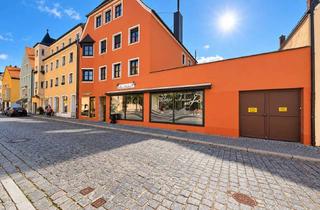 Wohnung mieten in 92318 Neumarkt, Gelegenheit mitten in der Altstadt. Großzügige Altbau-Wohnung mit viel Flair!