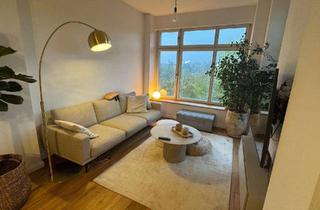 Wohnung mieten in 61440 Oberursel, Außergewöhnliche 3-Zimmer-Altbauwohnung mit EBK und Dachterrasse (Skylineview)