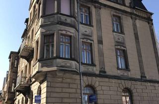 Wohnung mieten in Hauptstrasse 143, 55743 Idar-Oberstein, Wohnen mit Charakter: Großzügige 3-Zimmer-Dachgeschosswohnung in Idar-Oberstein