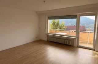Wohnung mieten in 76530 Ebersteinburg, 2-Zimmer-Wohnung mit Balkon und Blick über die Rheinebene
