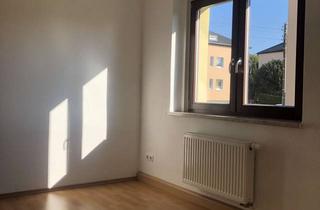 Wohnung mieten in Gabelsberger Straße, 08491 Netzschkau, Lichtdurchflutete 3-Raumwohnung in Netzschkau