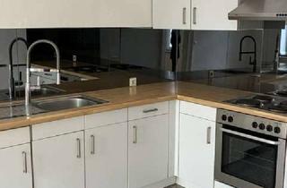 Wohnung mieten in Schaafenstraße 35, 50676 Altstadt-Süd, Altbau 2-Zimmer-Wohnung in der Kölner Innenstadt