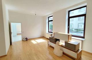 Wohnung mieten in Siemensstrasse, 30173 Südstadt, Stilvolle 3-Zimmer-Altbauwohnung mit hohen Decken und Balkon in Bestlage der Südstadt