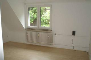 Wohnung mieten in 45529 Hattingen, Ruhige 2-Zimmer-Dachgeschosswohnung mit Gartenblick in Hattingen-Niederbonsfeld