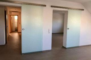 Wohnung mieten in Am Bahndamm, 74906 Bad Rappenau, Modernisierte 4,5-Zimmer-Dachgeschosswohnung mit 2 Balkonen, Gartenanteil, Garage & Klimaanlage