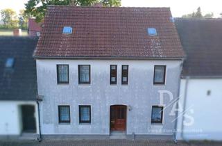 Reihenhaus kaufen in 39439 Güsten, Sechs Zimmer, kleiner Hof und viel Platz für eigene Ideen – Reihenhaus in Güsten