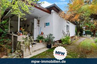 Haus kaufen in 12524 Altglienicke, Bestand trifft Potenzial – ca. 430 m² Grundstück in Berlin-Altglienicke