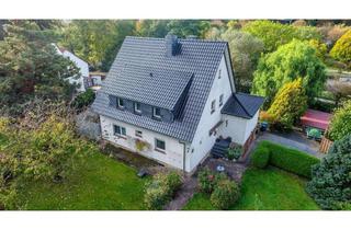 Einfamilienhaus kaufen in 37581 Bad Gandersheim, Modernes & gepflegtes Einfamilienhaus mit 208 m² Wohnfläche, integrierter Doppelgarage, Balkon & g