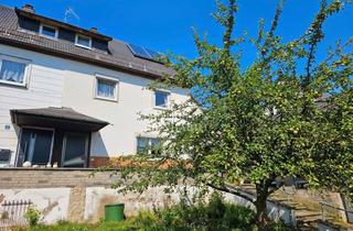 Doppelhaushälfte kaufen in 96242 Sonnefeld, Solide Doppelhaushälfte zum selbst verwirklichen!