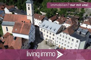 Anlageobjekt in 94034 Hals, Einzelbaudenkmal mit sieben Wohnungen und Garage am Marktplatz in Passau-Hals