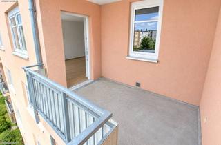 Wohnung mieten in Franz-Petrich-Straße, 07545 Gera, Moderne 2 Raum Wohnung mit Süd-Balkon und Aufzug - Nähe Zentrum und Hauptbahnhof von Gera