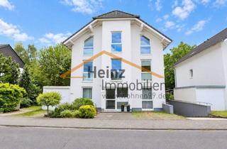 Wohnung mieten in 51427 Bergisch Gladbach, Exklusive Dachgeschosswohnung mit großzügiger Dachterrasse und beeindruckender Deckenhöhe in guter Lage von Refrath !!!