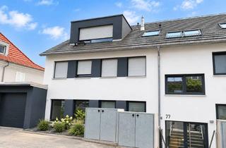 Wohnung kaufen in 70199 Süd, Exklusive Erdgeschosswohnung mit großer Terrasse in Halbhöhenlage von Stuttgart-Süd