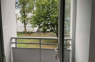 Wohnung mieten in Grünauer Straße 13, 40789 Monheim, Das ist, was ich suche! Eine Erdgeschosswohnung mit Blick ins Grüne und 2 Balkone