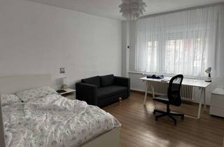 Wohnung mieten in U 26, 68161 Innenstadt, Fully furnished 2 bedroom app. City center. Voll möblierte 2 ZKB Whg. Zentral in den Quadraten