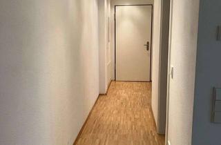 Wohnung mieten in Carl-Schurz-Straße 14, 55543 Bad Kreuznach, Bad Kreuznach-Süd: großzügige 2-Zimmer-Wohnung, 2 Terrassen, Gartenanteil und Carportstellplatz
