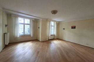 Wohnung mieten in Karolingerstr. 118, 40223 Bilk, schöne 3-Zimmer-Altbauwohnung in Düsseldorf-Unterbilk