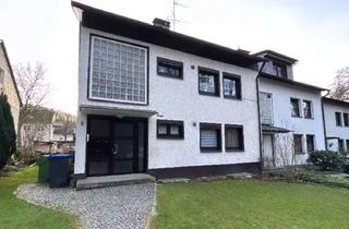 Haus kaufen in 45549 Sprockhövel, Solide Kapitalanlage - 3 Parteien voll vermietet!