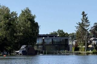 Villa kaufen in 12527 Schmöckwitz, ***Exklusive SEEVILLA mit traumhaftem Blick, direktem Wasserzugang und privatem Steg***