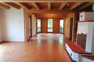 Haus kaufen in 66399 Mandelbachtal, Im Bliesgau: Anwesen mit zwei besonderen Häusern