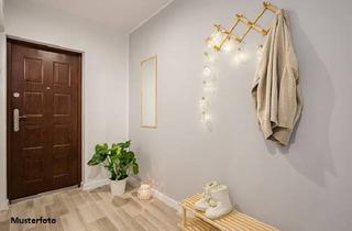 Wohnung kaufen in 10719 Berlin, 3-Zimmer-Wohnung mit Loggia
