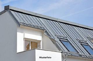 Wohnung kaufen in 08056 Zwickau, 3-Zimmer-Wohnung mit Terrasse und Pkw-Stellplatz - provisionsfrei