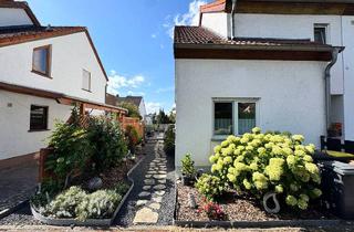 Reihenhaus kaufen in 55270 Schwabenheim, Großzügig geschnittenes Endreihenhaus in Schwabenheim zu verkaufen