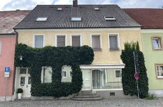 Haus kaufen in 92706 Luhe-Wildenau, 150.000 € für Ihre Ideen! Wohn- und Geschäftshaus mit Sanierungspotenzial im Herzen von Luhe