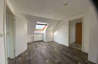 Wohnung kaufen in Kampstr. 11, 59192 Bergkamen, Bezugsfreie 2-Zi-Dachgeschoss-ETW mit Stellplatz