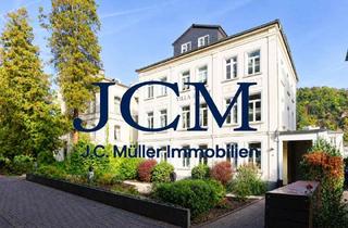 Wohnung kaufen in 56130 Bad Ems, Außergewöhnliche DG-Wohnung mit EBK, Dachterrasse und 3 PKW Stellplätzen-Villenpromenade in Bad Ems