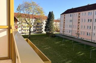 Wohnung mieten in Eckartsberger Straße 44, 02763 Zittau, ☀️ Dein neues Wohnglück: Großzügige 1-Raumwohnung mit Balkon & Tageslichtbad! ️✨