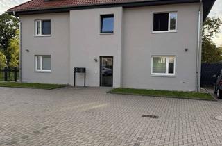 Sozialwohnungen mieten in Hohenstaufen Straße 9a, 51149 Gremberghoven, NUR MIT WBS: Moderne Dachgeschosswohnung mit Balkon, Garten und Stellplatz