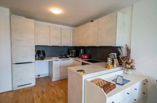 Wohnung mieten in 93051 Großprüfening-Dechbetten-Königswiesen, Helle 2-Zimmer-Wohnung mit hochwertiger EBK