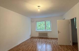 Wohnung mieten in 13595 Spandau, Ein-Zimmer Balkonwohnung