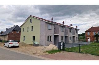 Wohnung mieten in Dorfstraße 6 b, 23936 Grevesmühlen, Exklusive Neubau-Reihenhäuser zur Miete – stilvoll wohnen in moderner Atmosphäre!