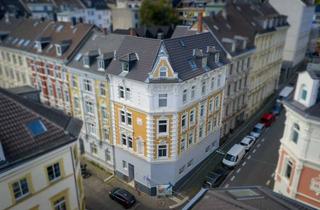 Wohnung mieten in Helmholtzstraße 12, 42105 Elberfeld, Helle 1-Zimmer-Altbauwohnung mit großer Wohnküche und neu saniertem Bad