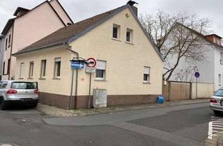 Einfamilienhaus kaufen in 63179 Obertshausen, Wohnen mit Charakter: Einfamilienhaus in Obertshausen