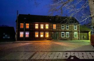 Haus kaufen in 39629 Bismark, Sanierter Vierseitenhof - Einmaliges Ensemble auf 4000m² Grundstück.