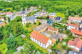 Mehrfamilienhaus kaufen in Dorfstraße 10a, 10b, 04552 Borna, Mehrfamilienhaus aufgeteilt in 8 Eigentumswohnungen