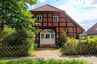 Haus kaufen in Soltauer Straße 19, 29525 Uelzen, Pfarr- und Gemeindehaus in Veerßen