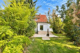 Haus mieten in 12307 Lichtenrade, Viel Platz für die ganze Familie: Zweifamilienhaus mit großem Garten